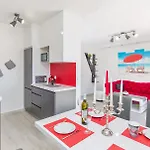 More * Sobra