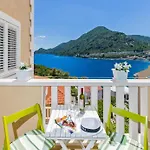 Apartman More *