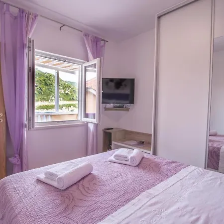 More Apartment Sobra