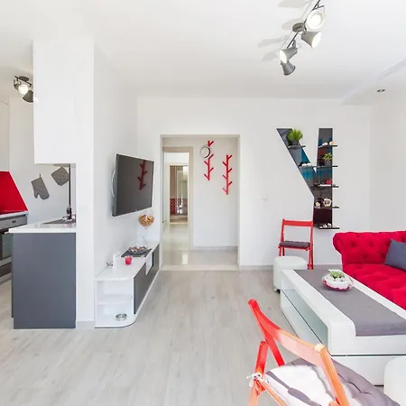 More Apartment Sobra