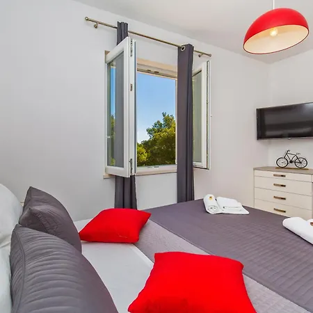 More Apartment