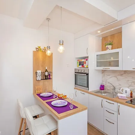 More Apartment Sobra